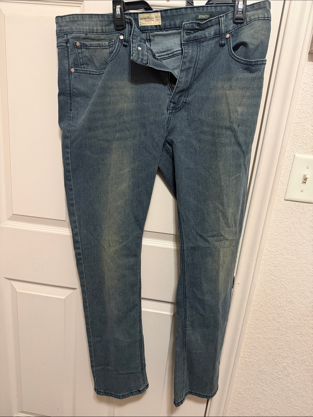 65% Cotton Men's Slim Straight Jeans in Faded Blue Wash